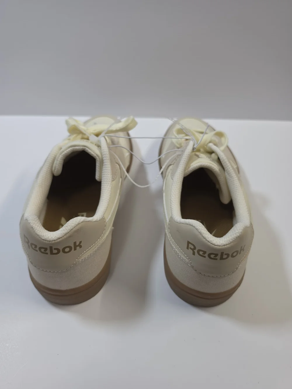 Reebok Club C Canvas Sneakers Beige Cream Gum Sole Men's Size 9 NEW